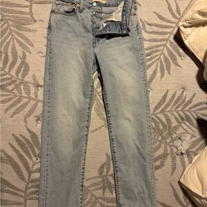 Levi's Wedgie Straight Jeans